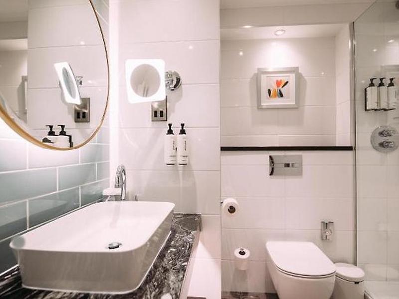 5971E5840085FB8B6E7B4341EB69EEAD