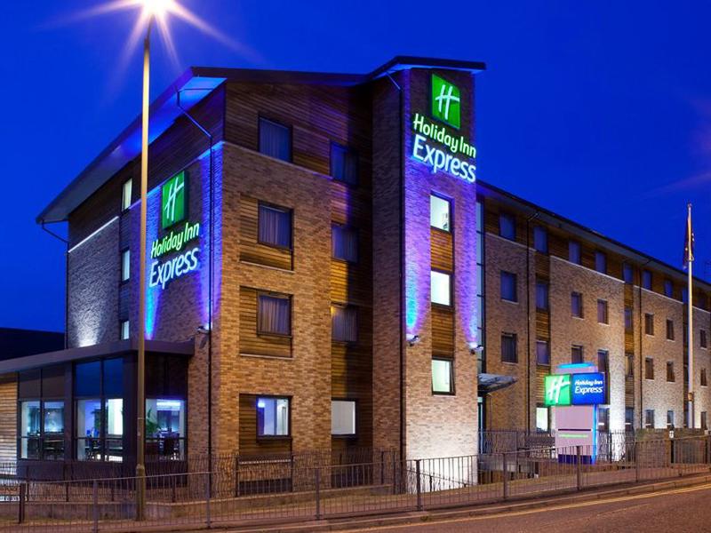 77DFFB9301DF6AEB098B272951563054