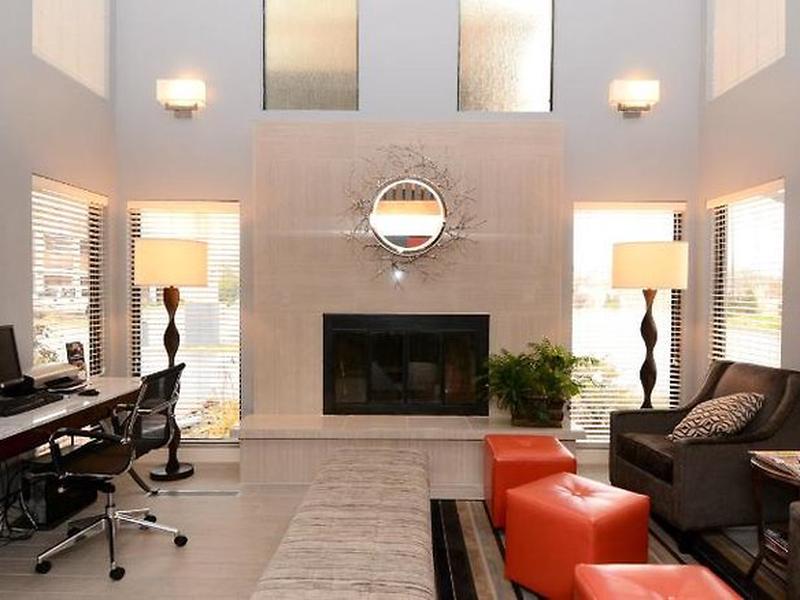 1E729022A8D2B578E9C5D5B0D1BA7A25