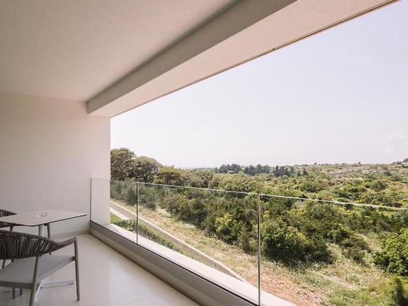 AF086885D6A176F451B043F825F45518