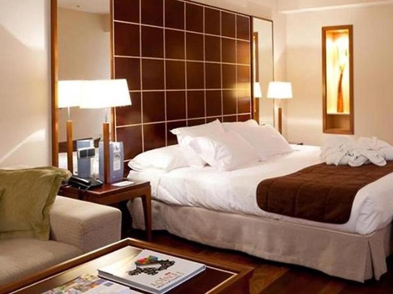 3367E667FFDE7293CF0D8211EC7AFA93