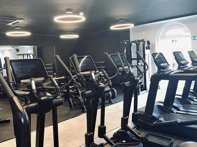 89CE4EE62B0A733D44FDAF3382C43ADE