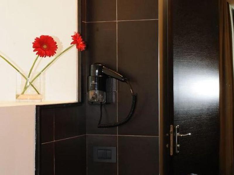 9987E1B113E86336993E78DD49201DD0