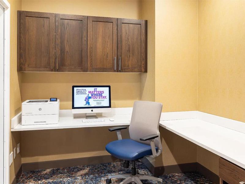 24AA64872E6FF339DC74CD9D53708171