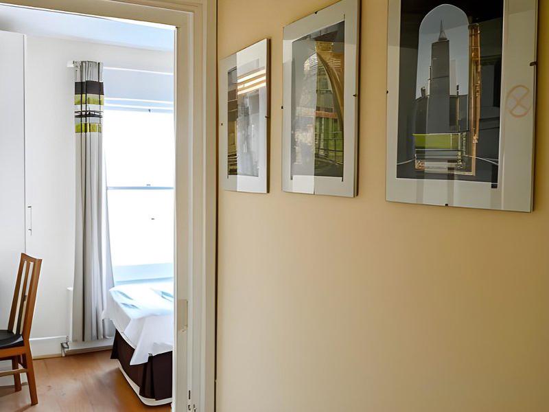 B393DA63187D9A60A9C13BF8E42EC098