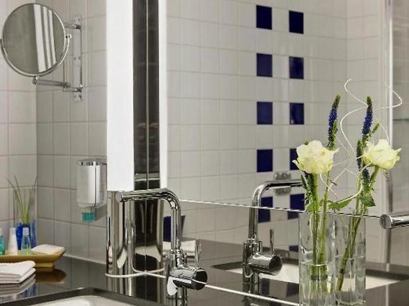 8B01AF980FAA1F9177131BF198F014C6