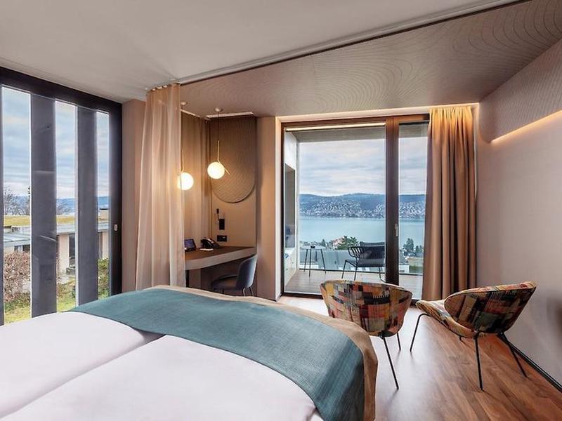 9EAEAC630D44EB96FE495E6CC555DB9A