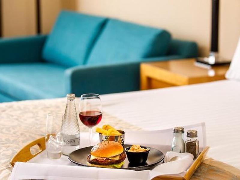 DAD8D0487F7C8AAEC77411E50E43A171