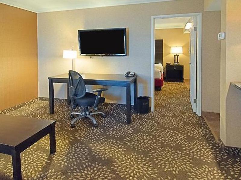 5B8C420B19676E69A3E4AC991D0A0F2D