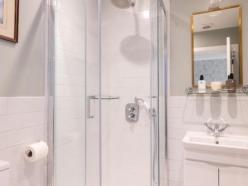 A31941C44DDA1240326D33553BC4C8CE