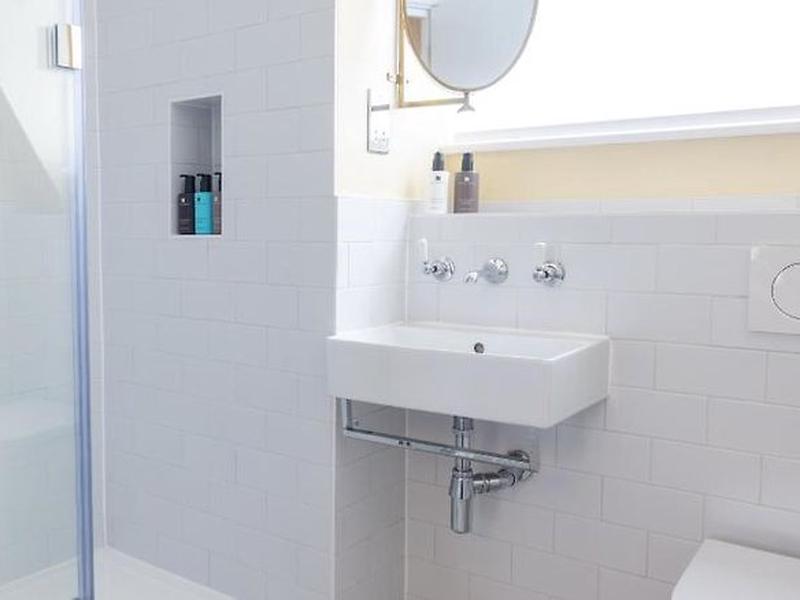 E87A52CFE67A4AD09F084CDE025A2A2B