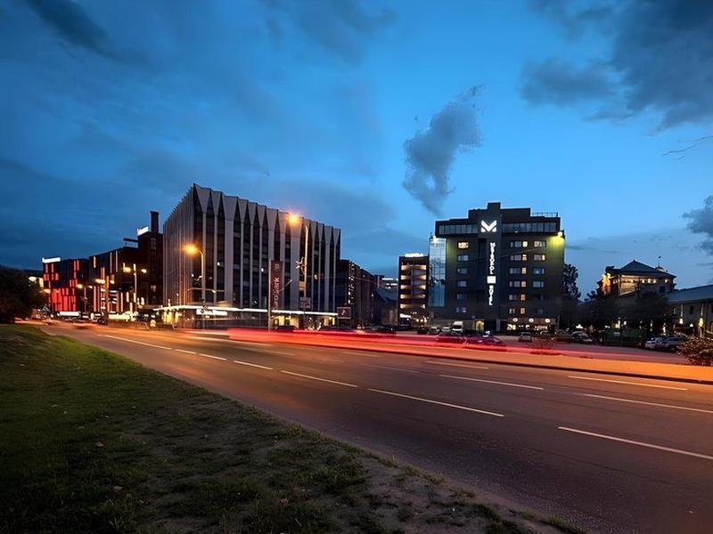 7F75C0244581302828DA1B42A19B3A18