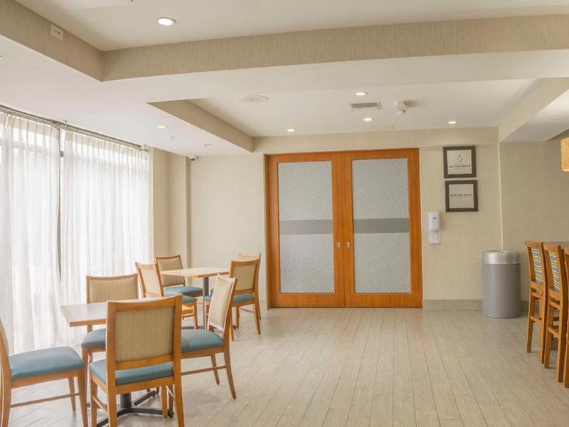 601AE2DA081A87E05736DBA631445883