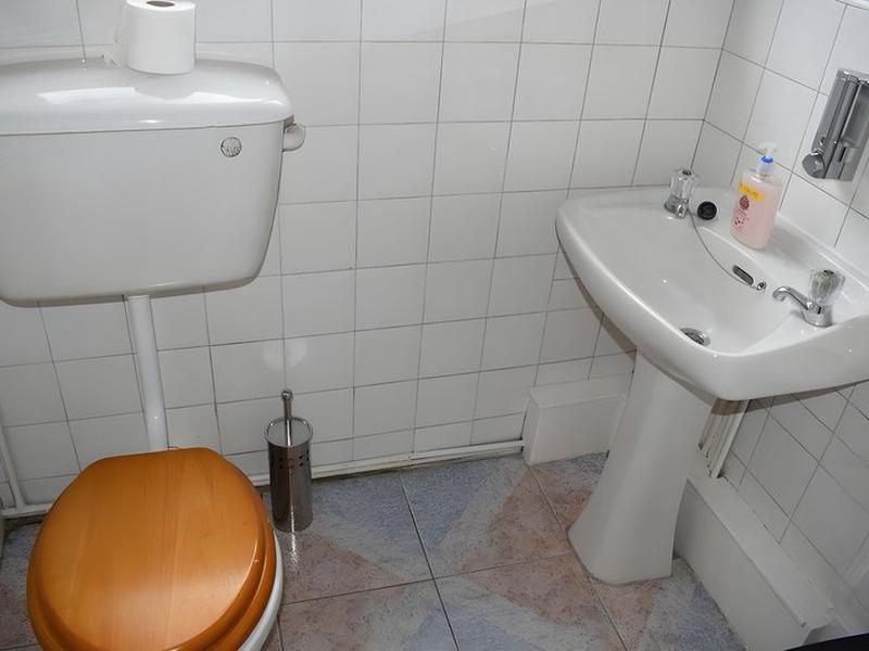 4532E631A6B64DA924258837260C5868