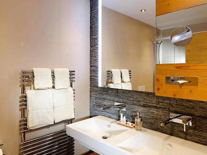 E95C08B0012307E943974E08AD09CB27