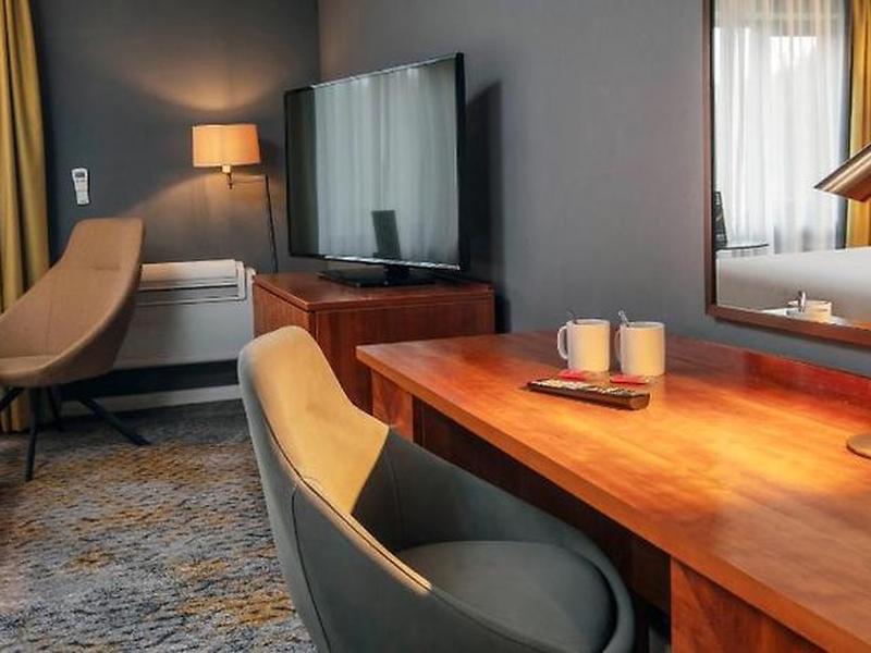 BBAE47971C0BC0A3BCED56D1EFF3D334