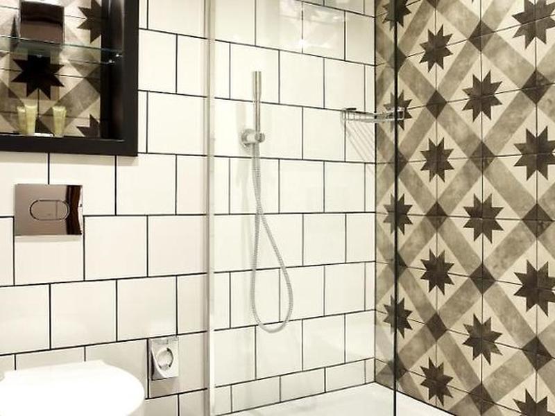 4BC73CA68E0F166F58D44B86C6576118