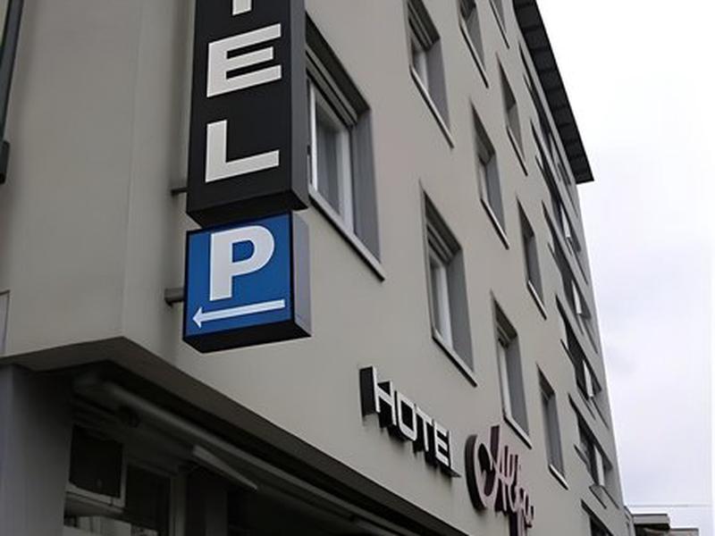 B11252DC97FDADF64D08E5CACF0983D0