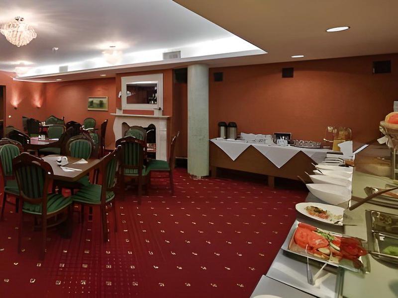 4959F35AB773E2671960F8087E9E87C2