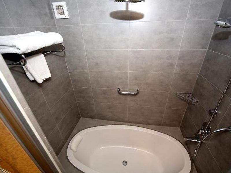 4A27CE1F013F57723C3CC87ECCC6FFFA