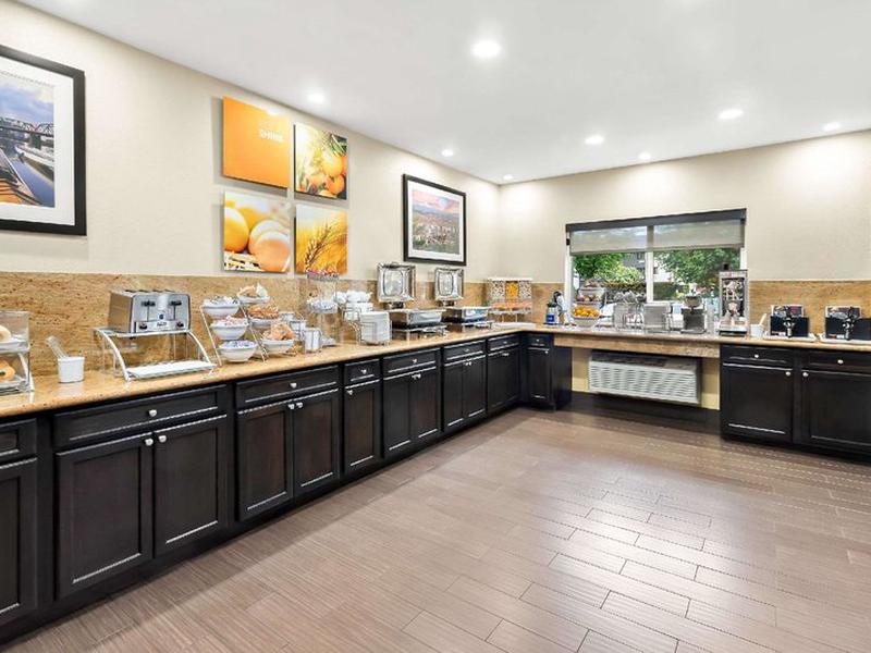 4CE9B14E41878F6857C35F85A7814B3A