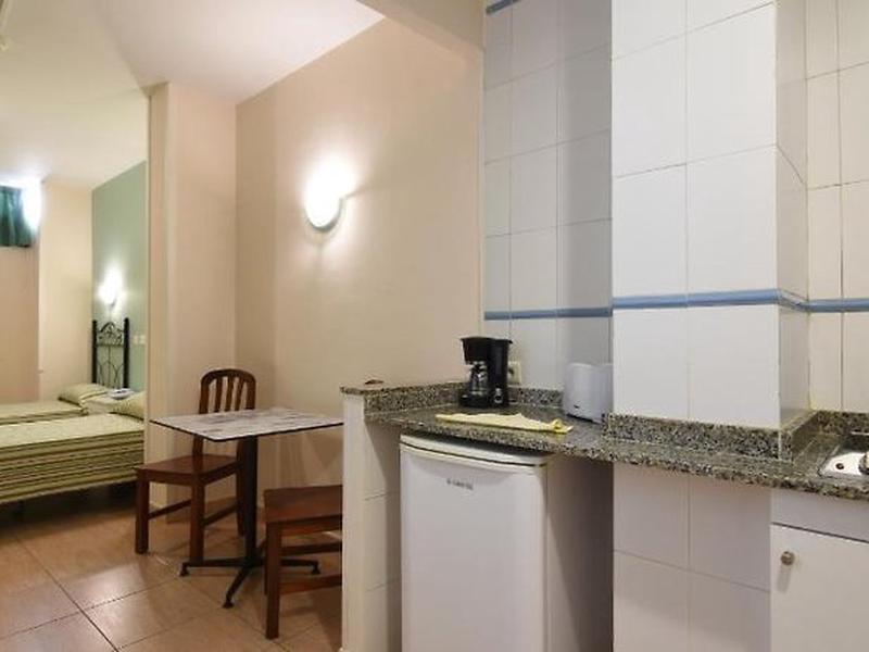 013B2879FF8FD496BDEDDB70D7055D5E