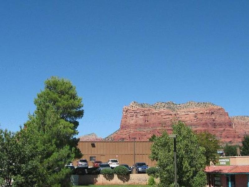 28CB6E4A756DC3635619673CAE91CBCB