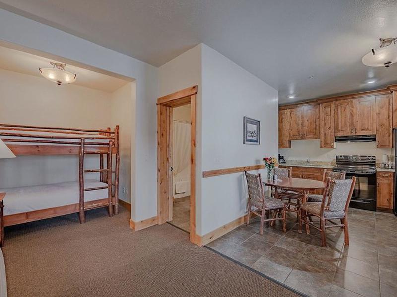 BD6A2327B01FD41873DF34C1640682A7