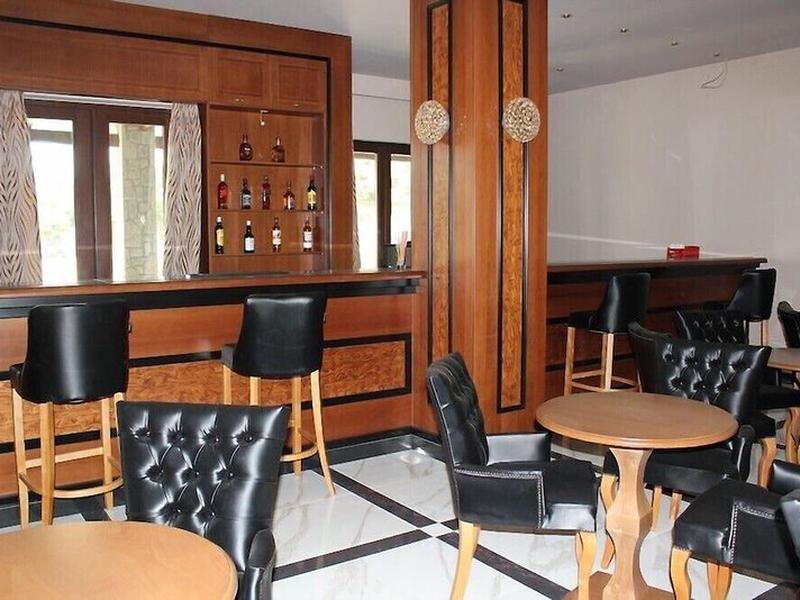 0413AF7E55F49AD6E03BE87484EE27E8