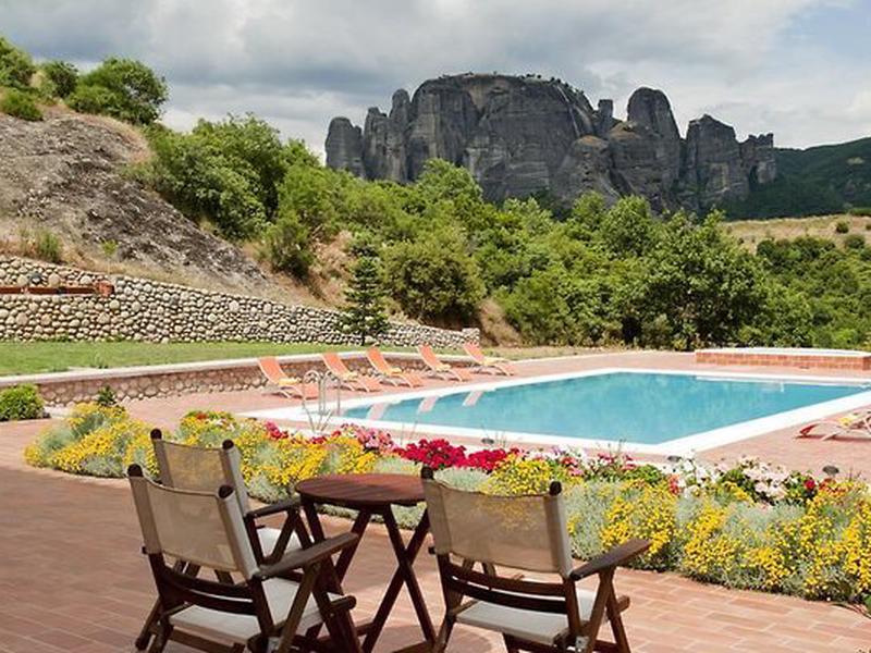 6F71ACBAC2B5F56E15B77C62F5C5734B