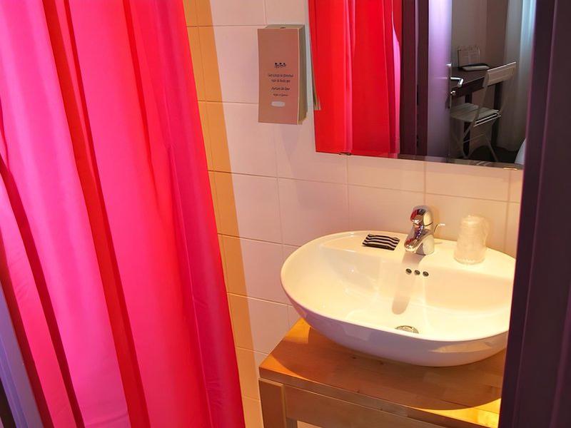 FE826B2995C7D26266CBA967FF69C07C