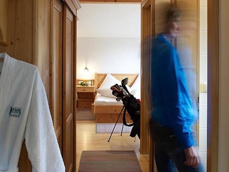 A5131D3AB0BD25E39C34BE9AE9540E13