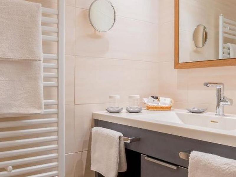 E5DCB3BD145A32FE62D7875452C38EE1