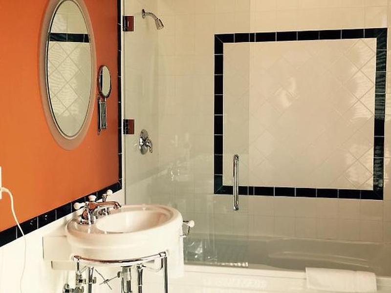 EBE2EFC781621A434ABFC43556542D4D