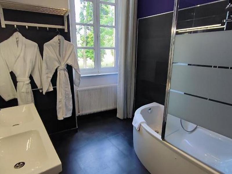 00ECFE4BDC3922AB22A2D218BB6EDBD6