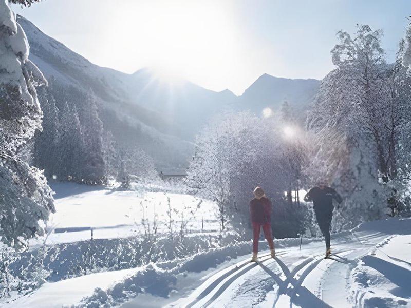 92D89C68300319843470DE3974A0CAD4