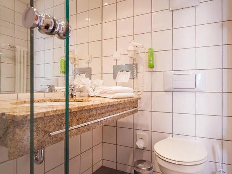 A9BD4A0EFAABDF4D338A61F6C0AAE845