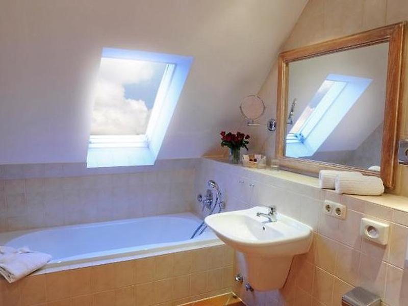 F0EE0DE9CD58E169615B49F4C19BF396