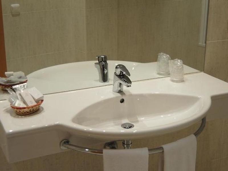 0DB0A665AB5875C9A675AE2EBBD6C4C8