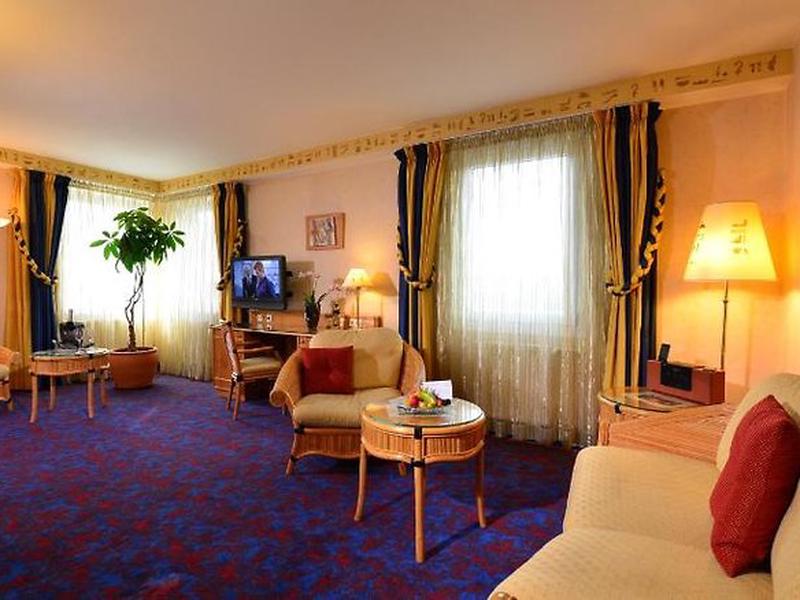 8BBCC92BBD2AD3D59B828980C2B37B9A