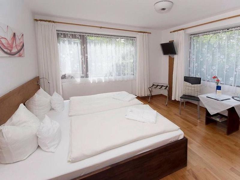 557BCD90FA536F4D6B80189A77883690