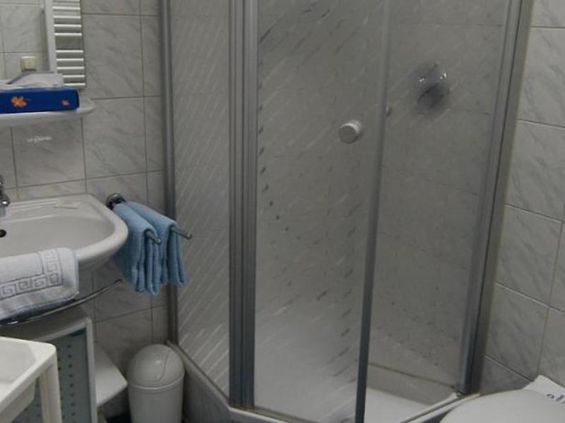 A6ABB39527E73261ABE5FDFD8E130A3E