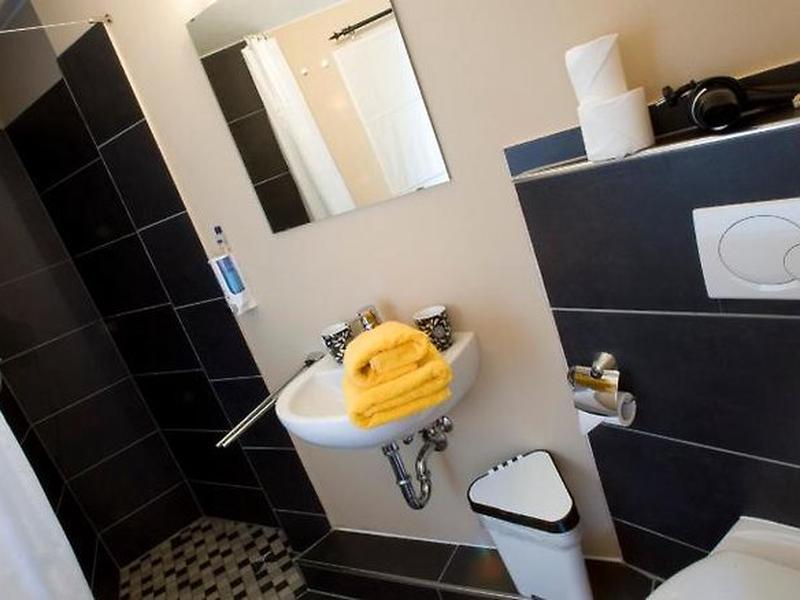 285B5A3BB93B7738503FABDA35FD0515