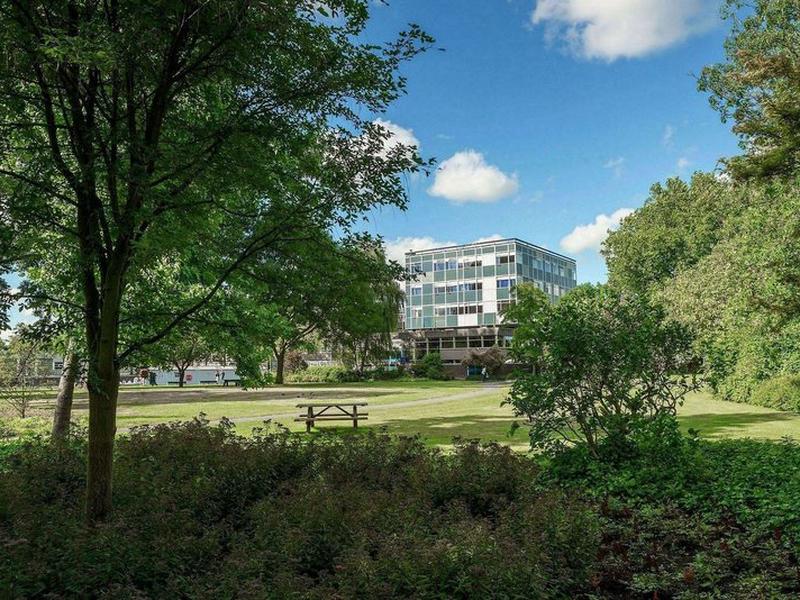 83E15497C681A30189FA03F002D4664F