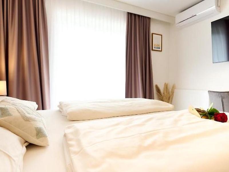 770CB0859C69CF5006D48A36FD43C5DD