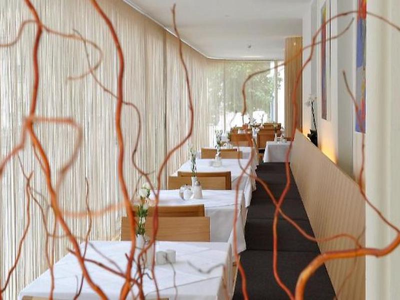 564297BADE768325E4261592747BAF8B