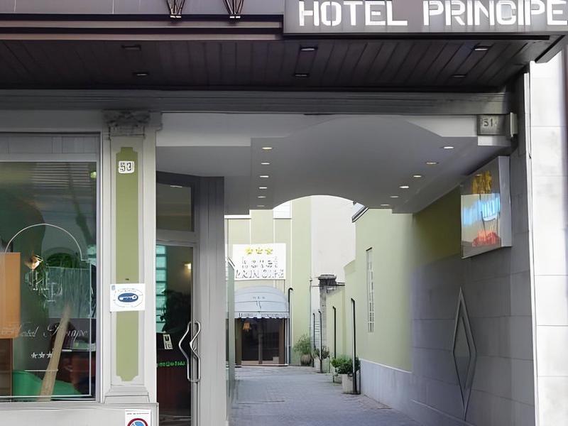 12EB03F009A5C695123809881A92D87D