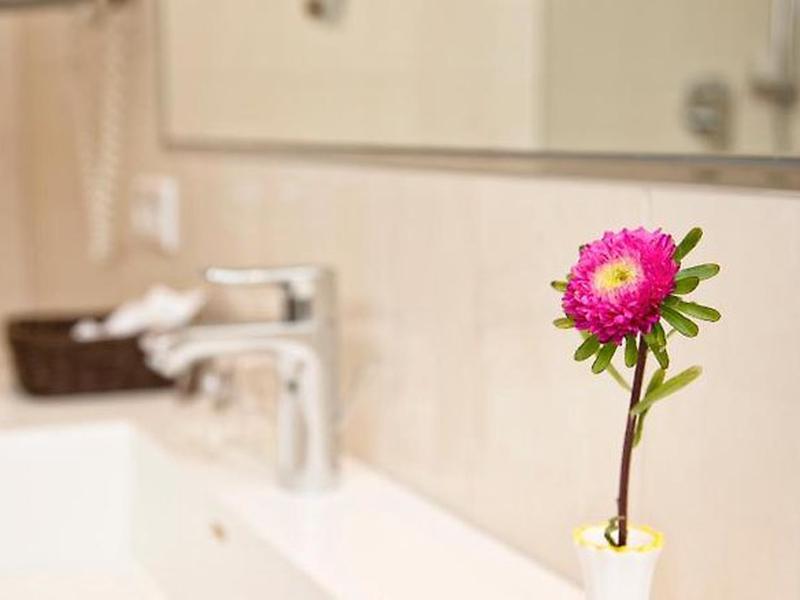 3CC90FE4FA217356657A79EB0DA716A3