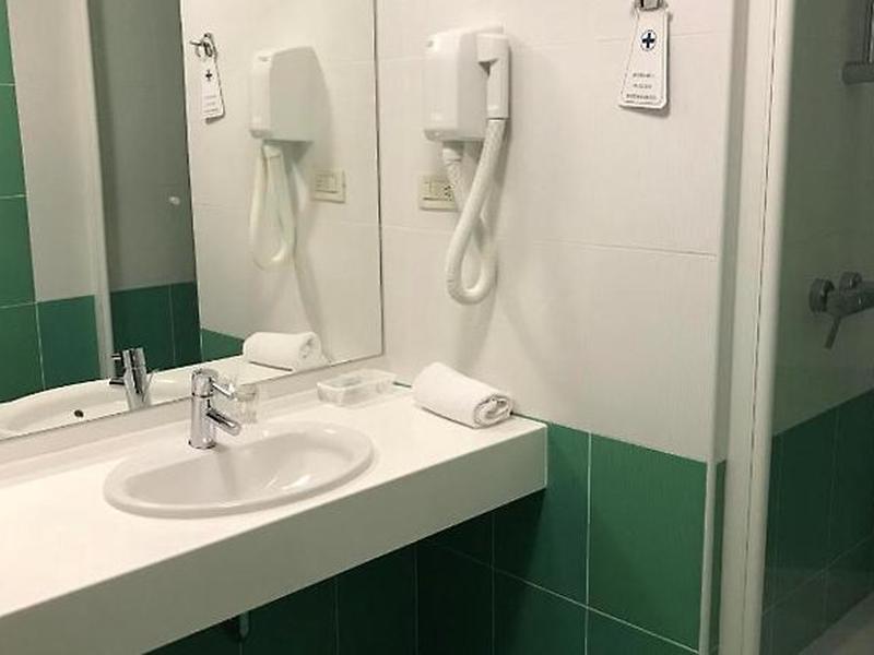 B5B66D468E62557C3EA624101A8B2826