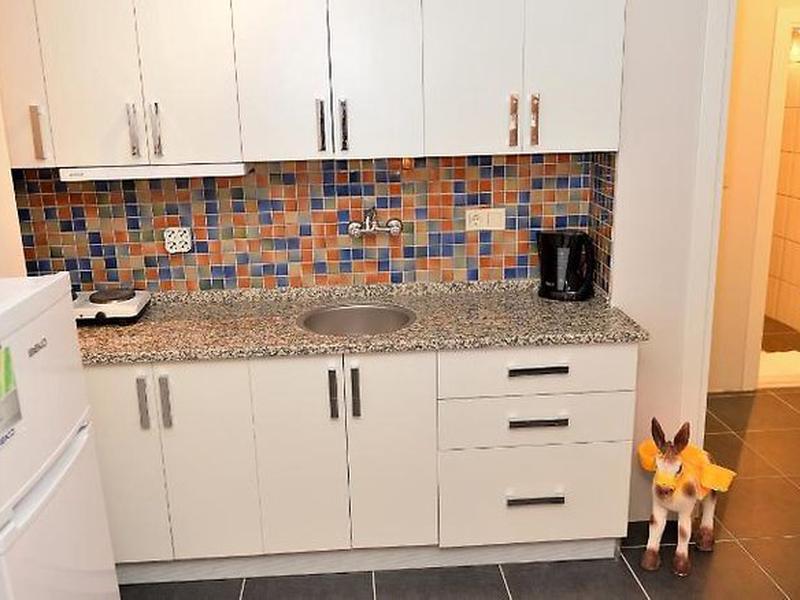 2F6F5F739085E48222C2B0C98F940AD6